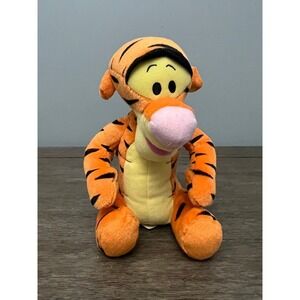 Pooh‎ & Friends Tigger Plush 2001 Fisher Price Plush 10"